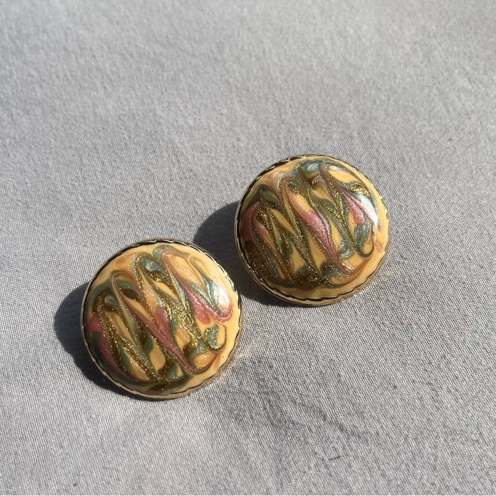 Vintage marble button earrings